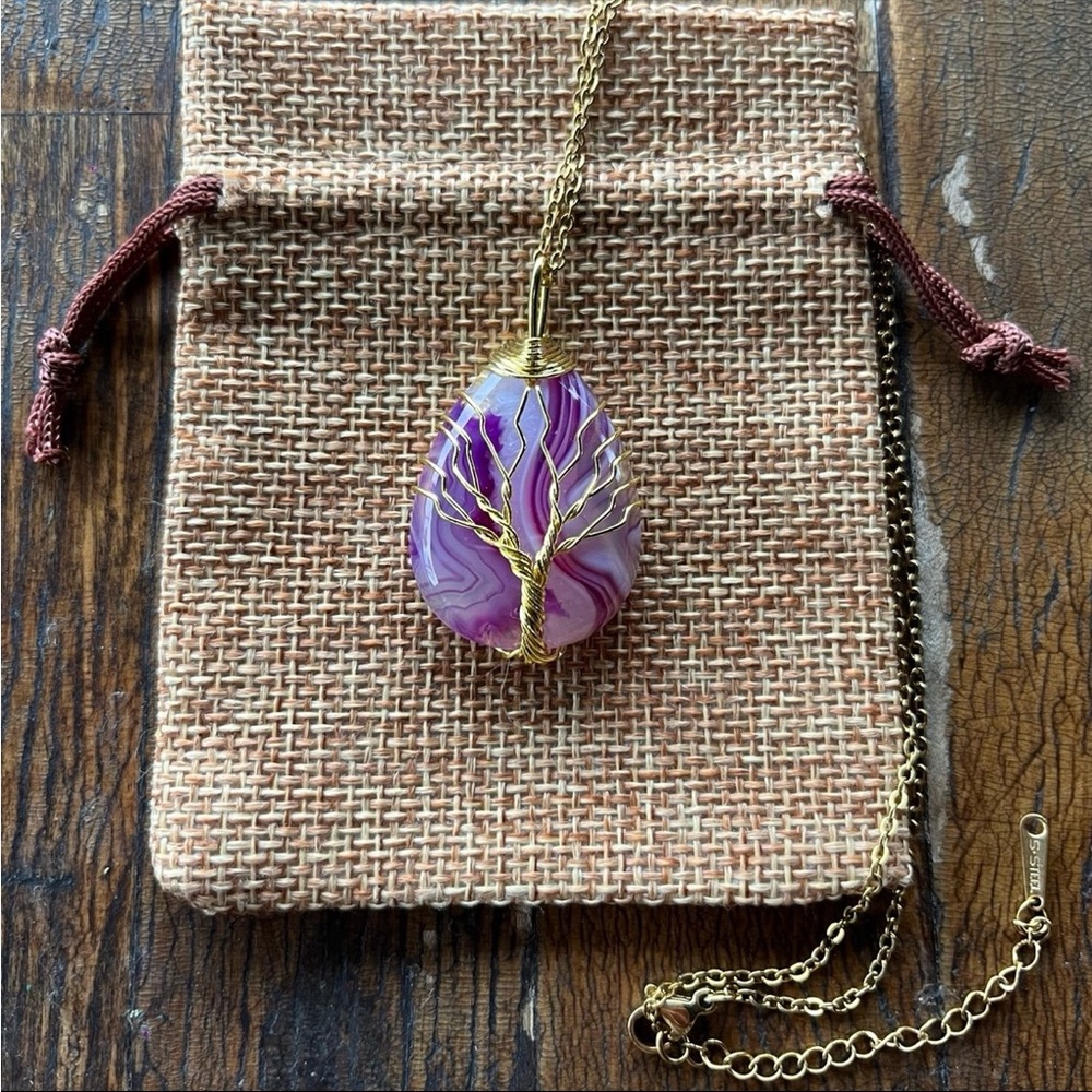 Brand New Wire-Wrapped Purple Agate Drop Pendant with Gold plated Chain